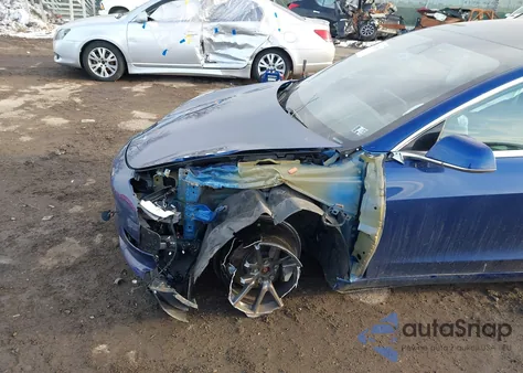 2020 Tesla Model 3 Long Range Dual Motor All-Wheel Drive из США, поврежденный, VIN 5YJ3E1EB8LF617408